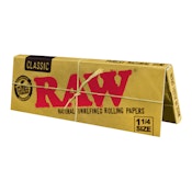 CLASSIC 1 1/4 ROLLING PAPERS